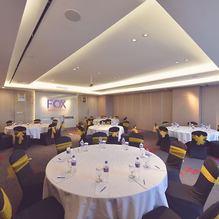 Fox Hotel Пеканбару Екстериор снимка