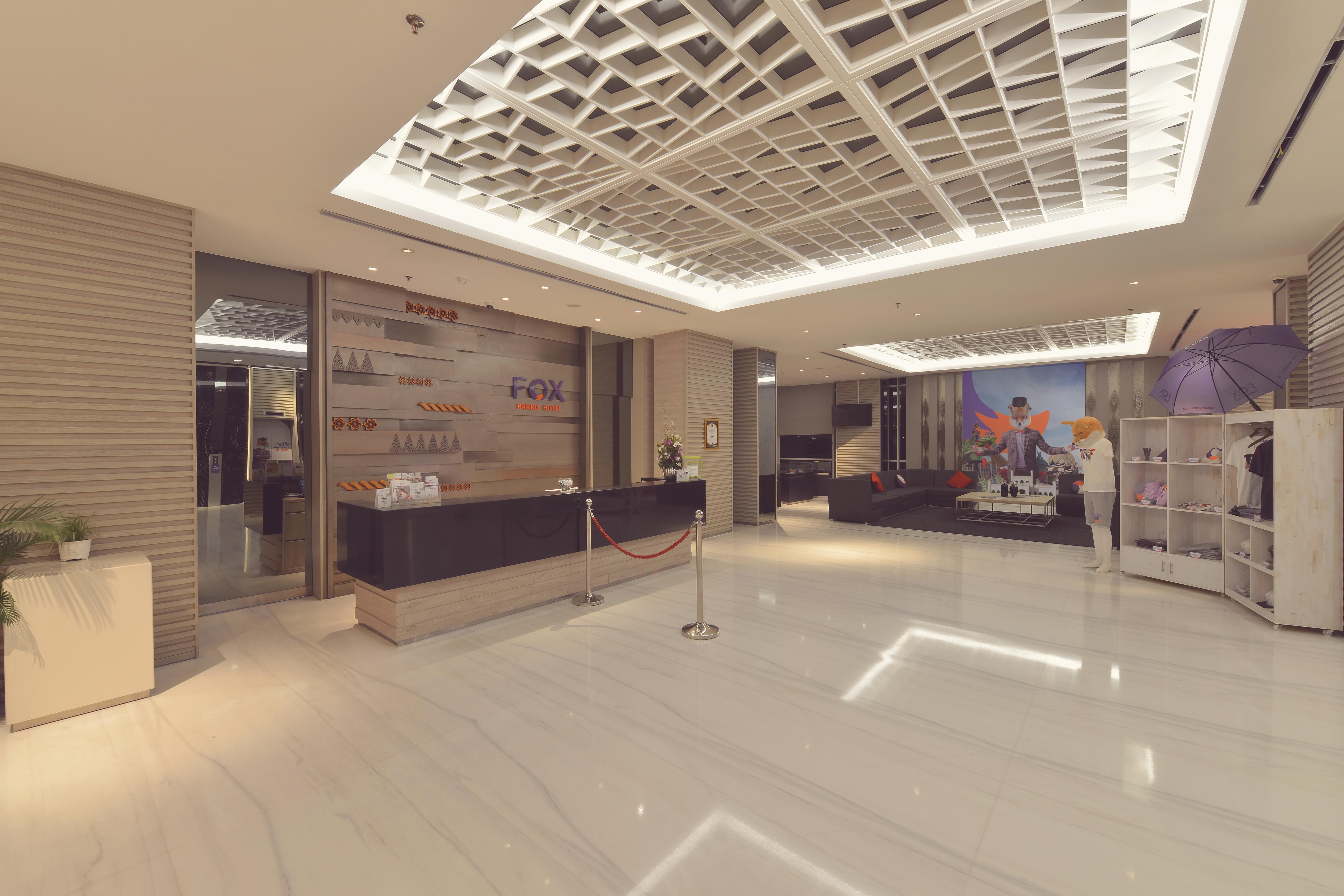 Fox Hotel Пеканбару Екстериор снимка