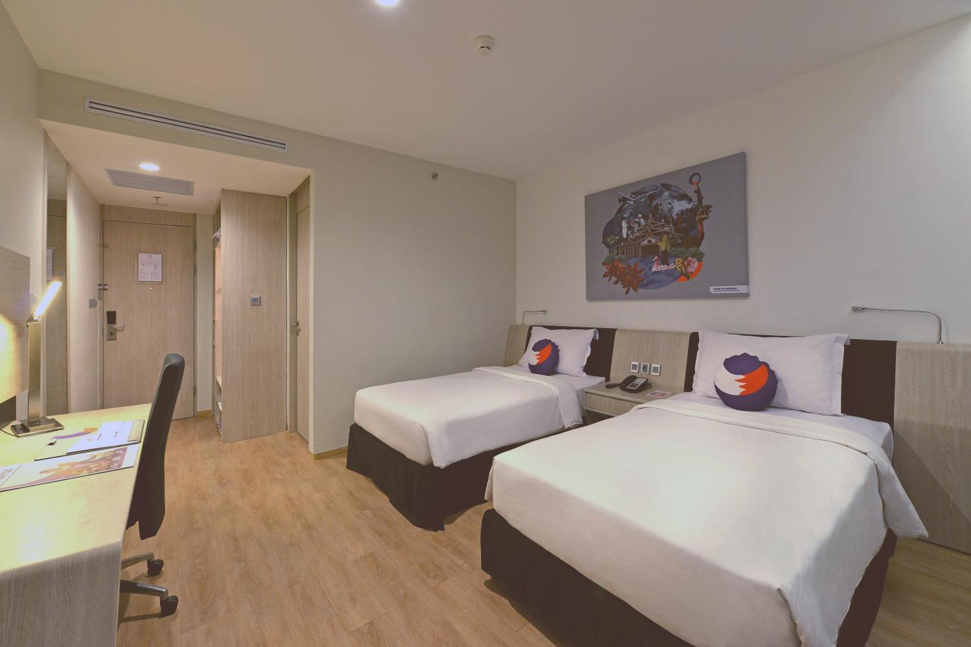 Fox Hotel Пеканбару Екстериор снимка
